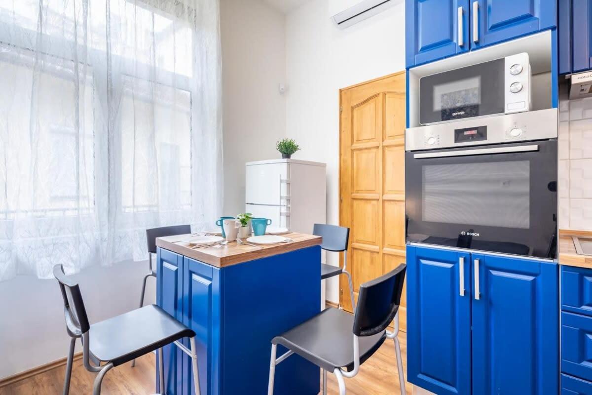Apartament Cozy *top* Location *